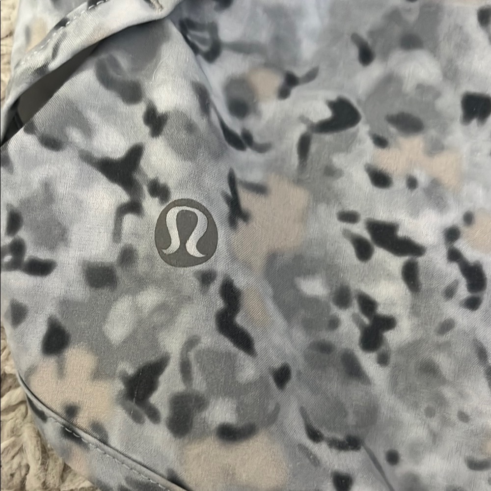 Gray Patterned Lululemon Shorts - image 3